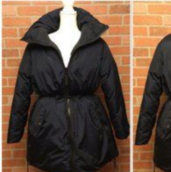 Club Monaco puffer coat -(NEW) - Picture 7 of 7